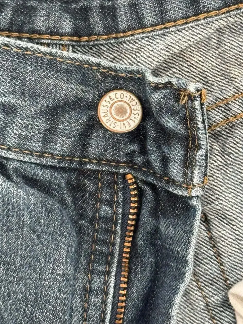 Levi's 559 Relaxed Straight Leg Jeans Mens Size 34x30 Blue Denim